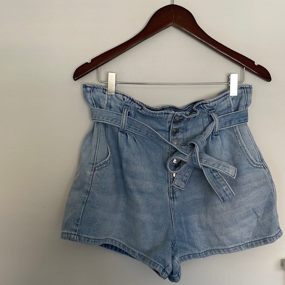 American Eagle high-waisted denim mom shorts